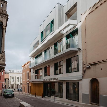 Hotel Petit Luxe Terrassa Exterior foto